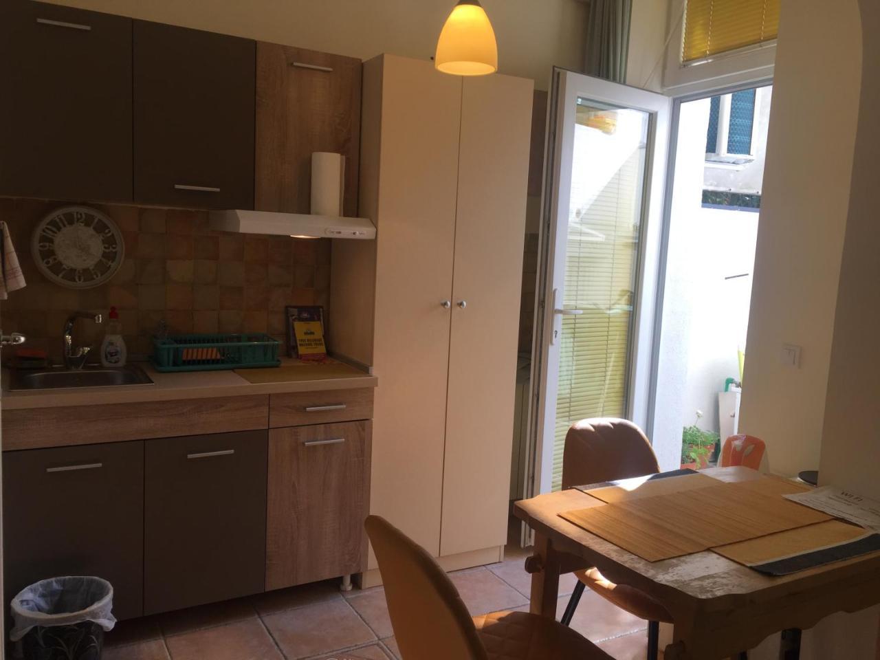 Crown Street Garden Studio Belgrad Zewnętrze zdjęcie