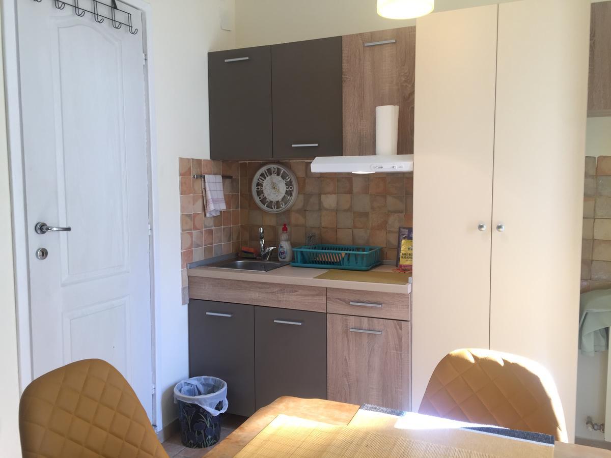 Crown Street Garden Studio Belgrad Zewnętrze zdjęcie
